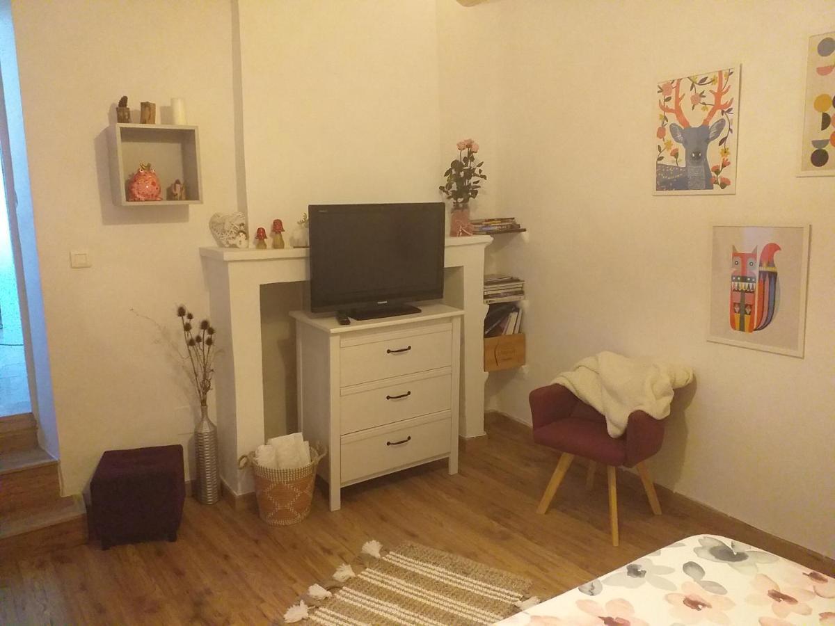 Deux M Bed and Breakfast Villes-sur-Auzon Exteriör bild